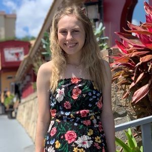 Meet your Posher, Savannah